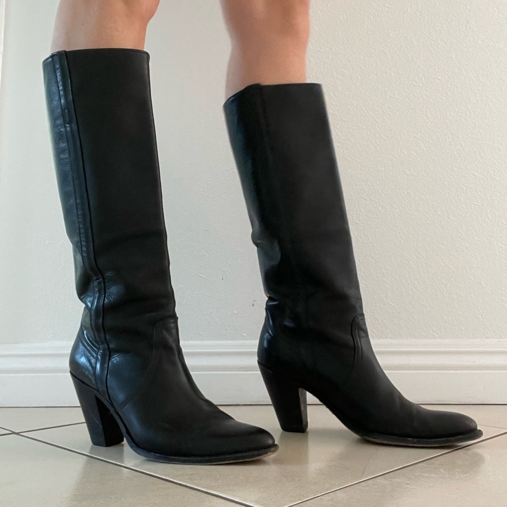 Vintage 1970s black leather western style heeled boots